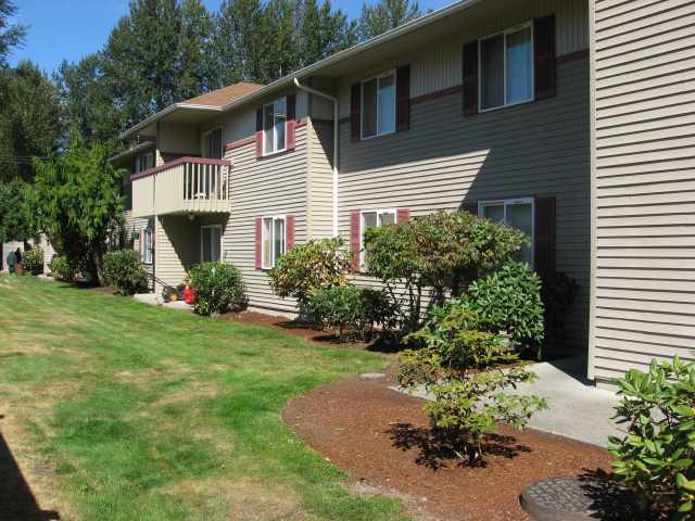 Hartford Court Lake Stevens WA apartments for rent