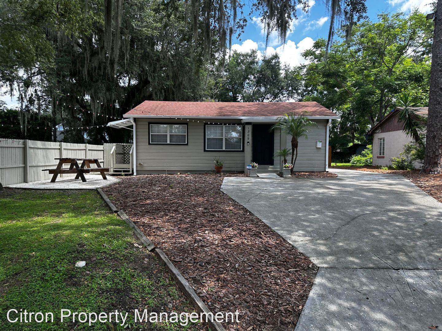 Delaney Park One bedroom with an office available September 7, 2026 – 1