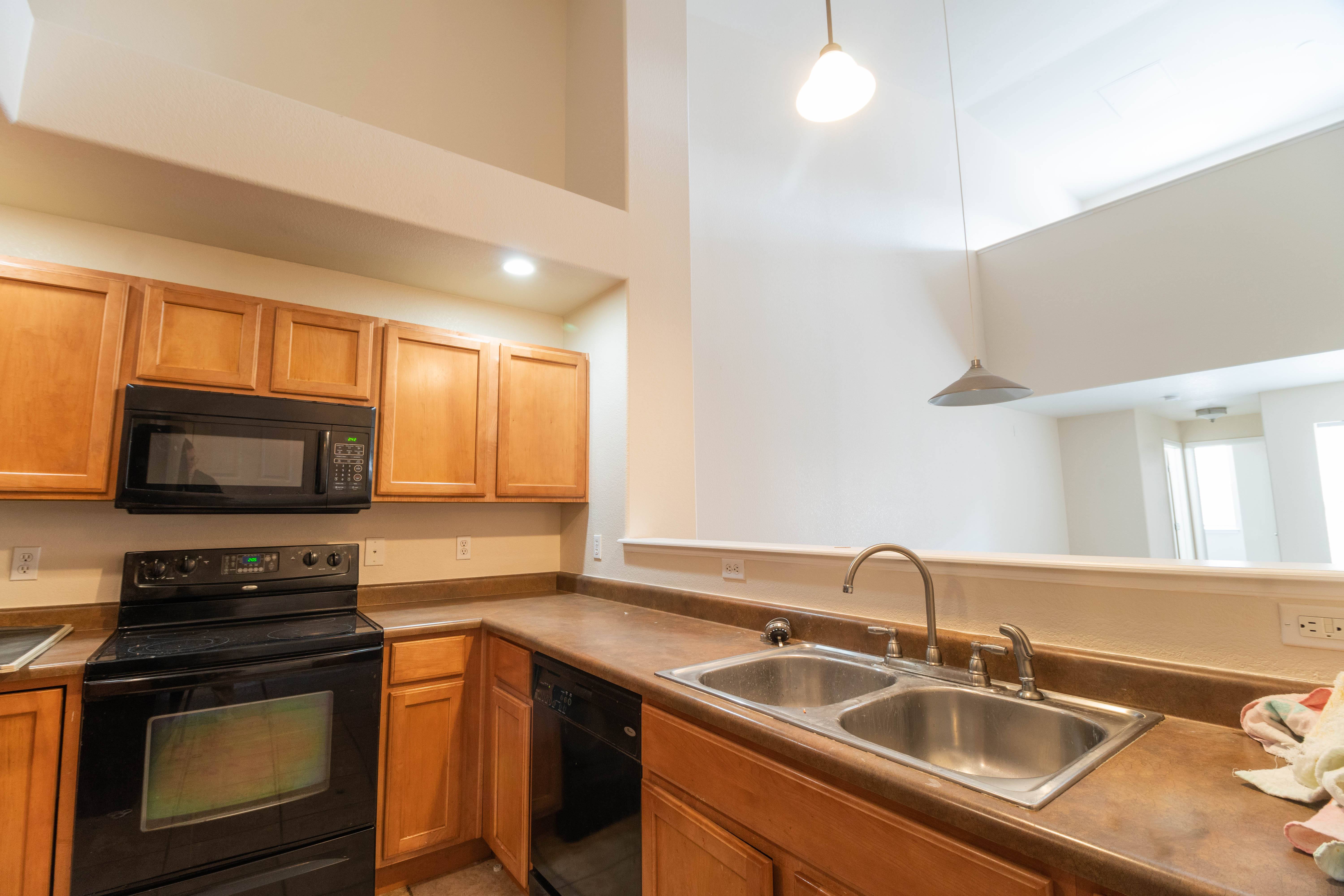 5800 N Tower Road – 1103