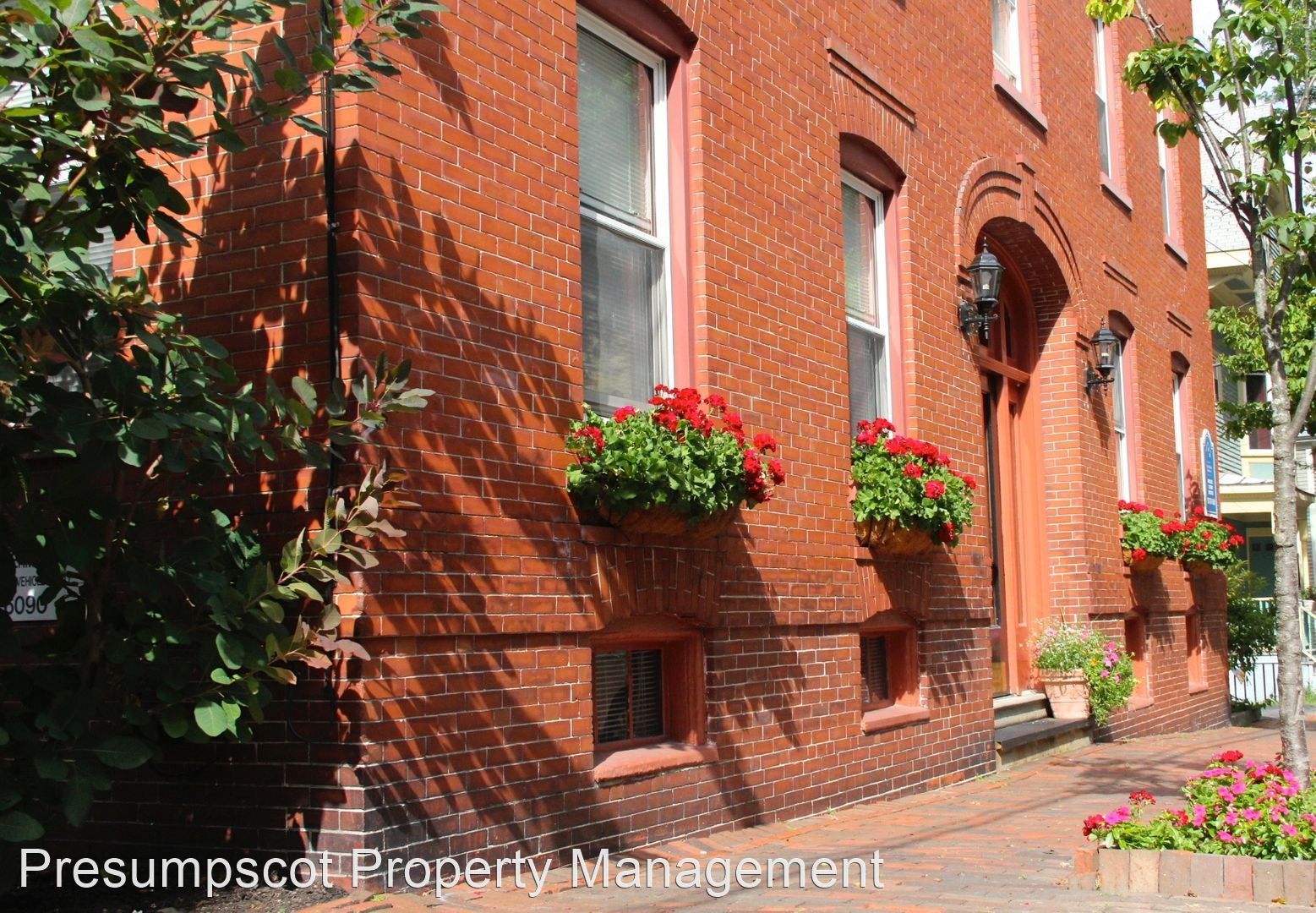 111 Sherman Street – 25