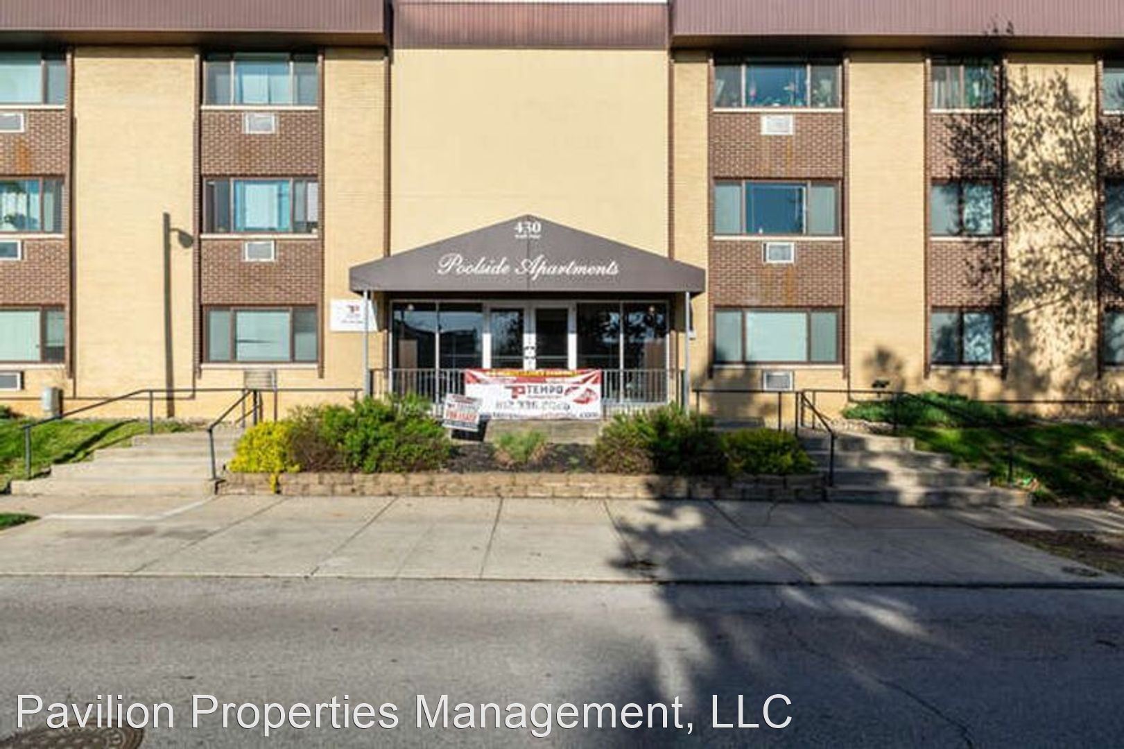 Poolside – Studio, 1 bath, $999
