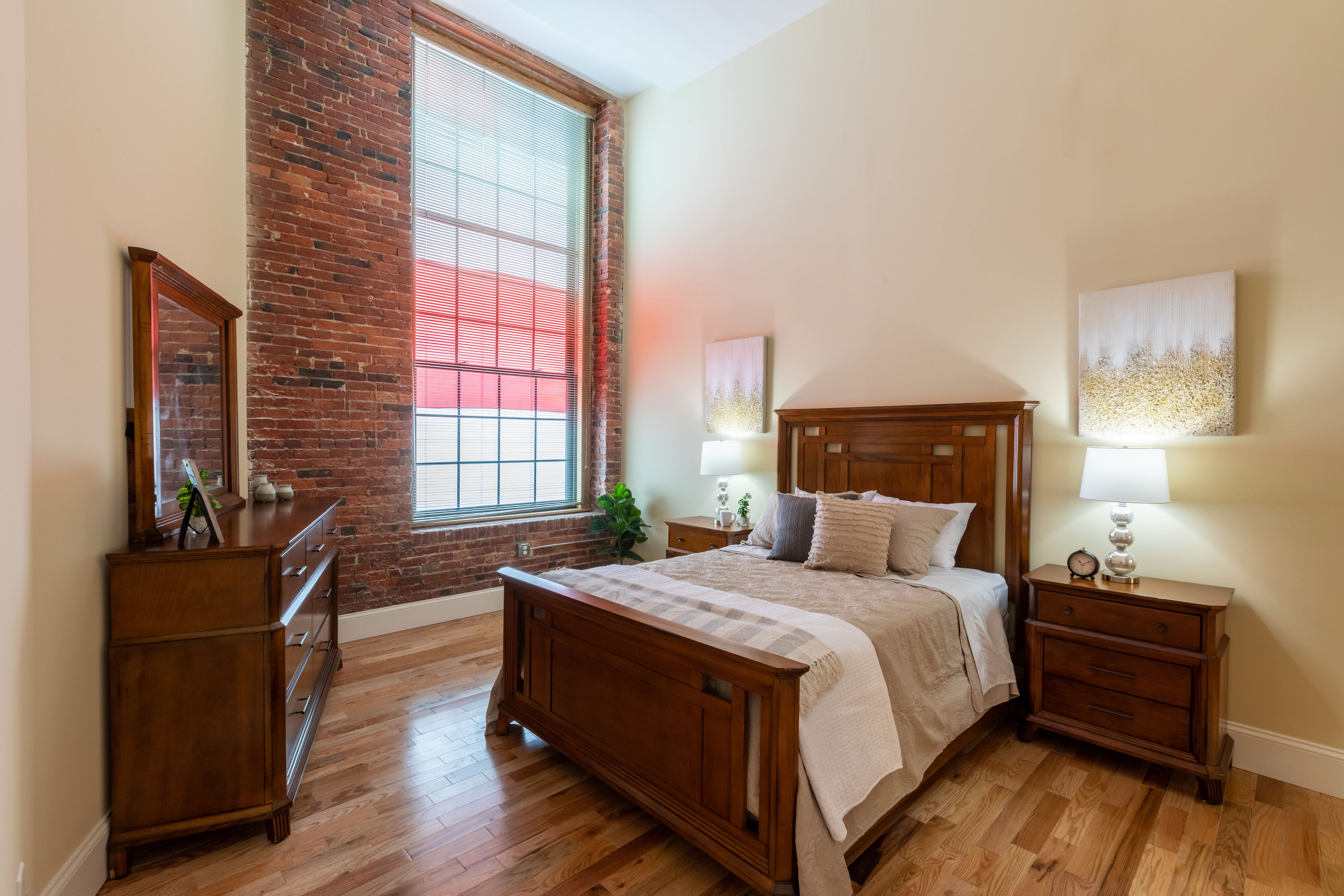 Pacific Mill Lofts – 1-501