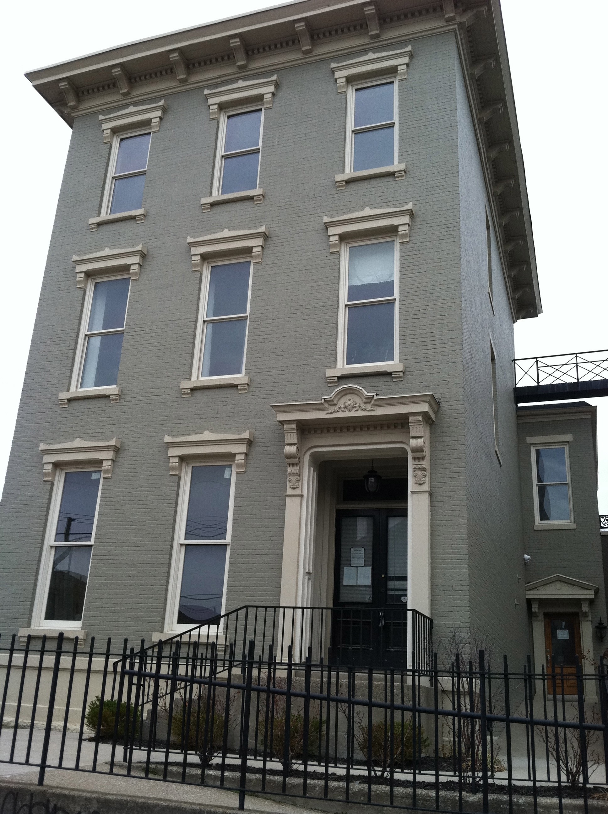 Edison Lofts – 121-3
