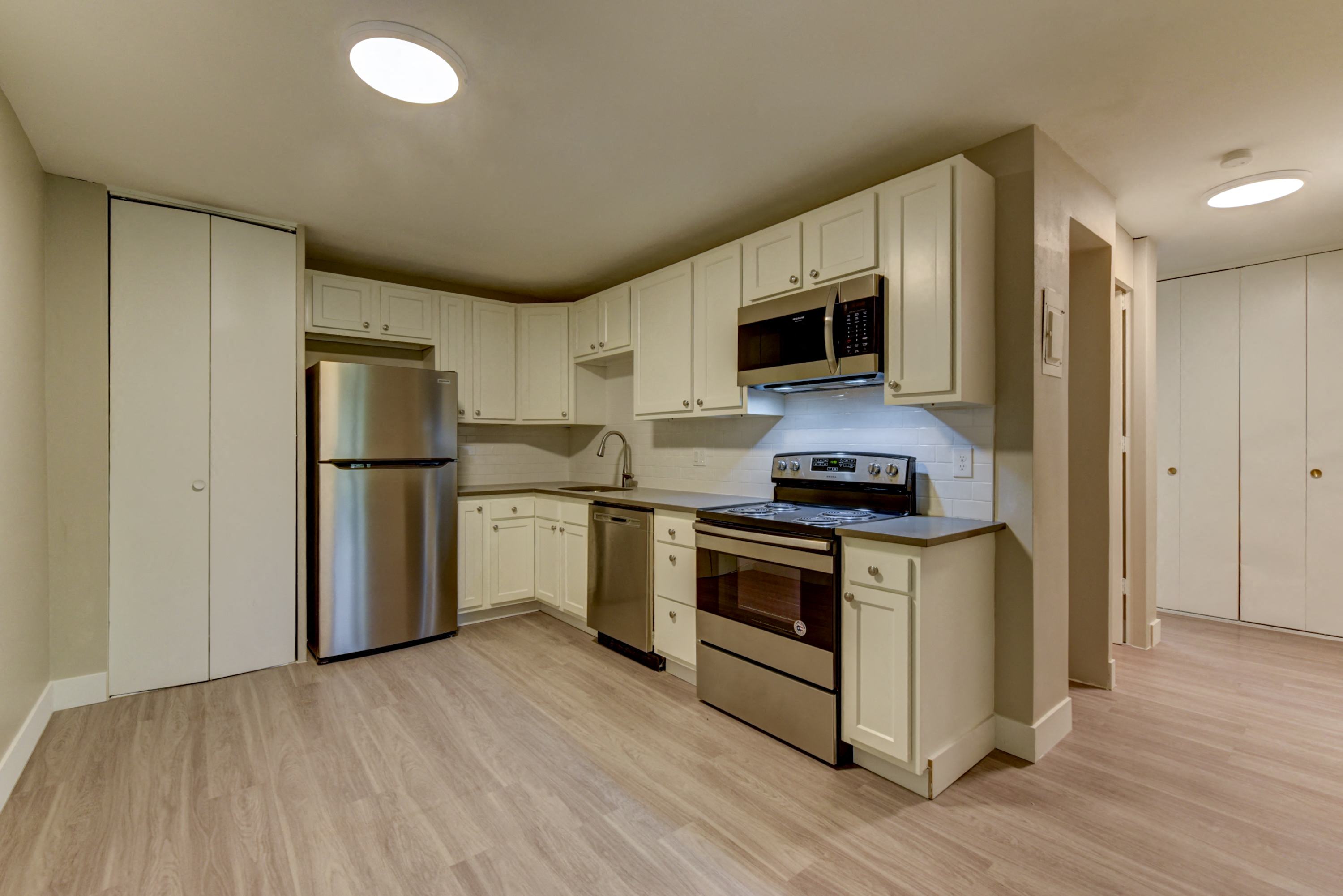 3601 Eaton Street – 3627