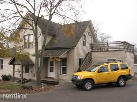 1420 West Michigan Avenue – 5 Bed