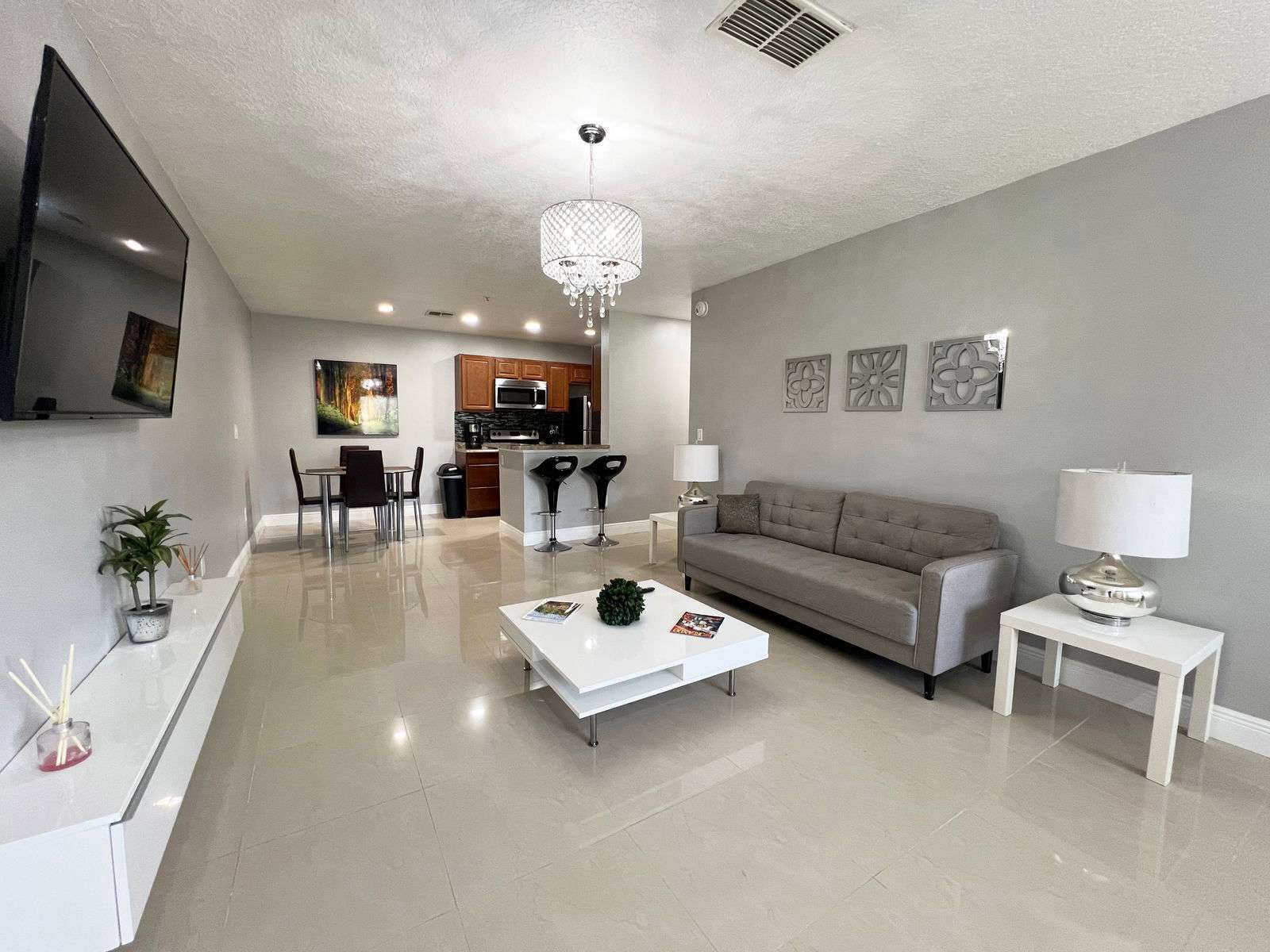 4324 South Kirkman Road – photo 1