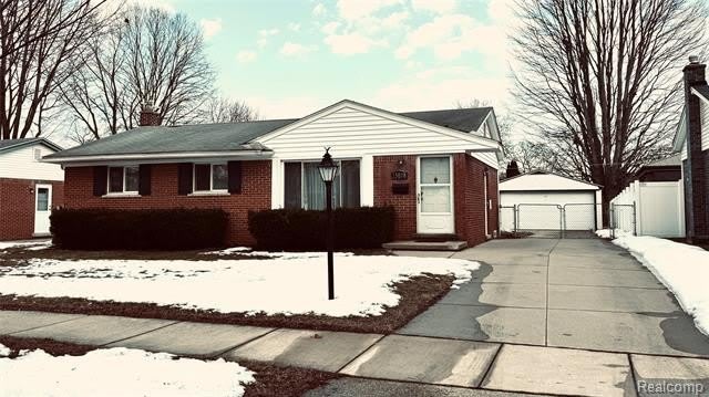 15078 HOUGHTON ST – photo 1 of 25