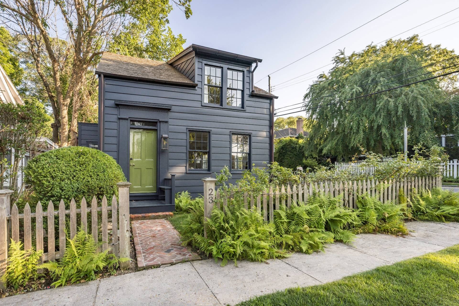 23 CONCORD ST – photo 1 of 21