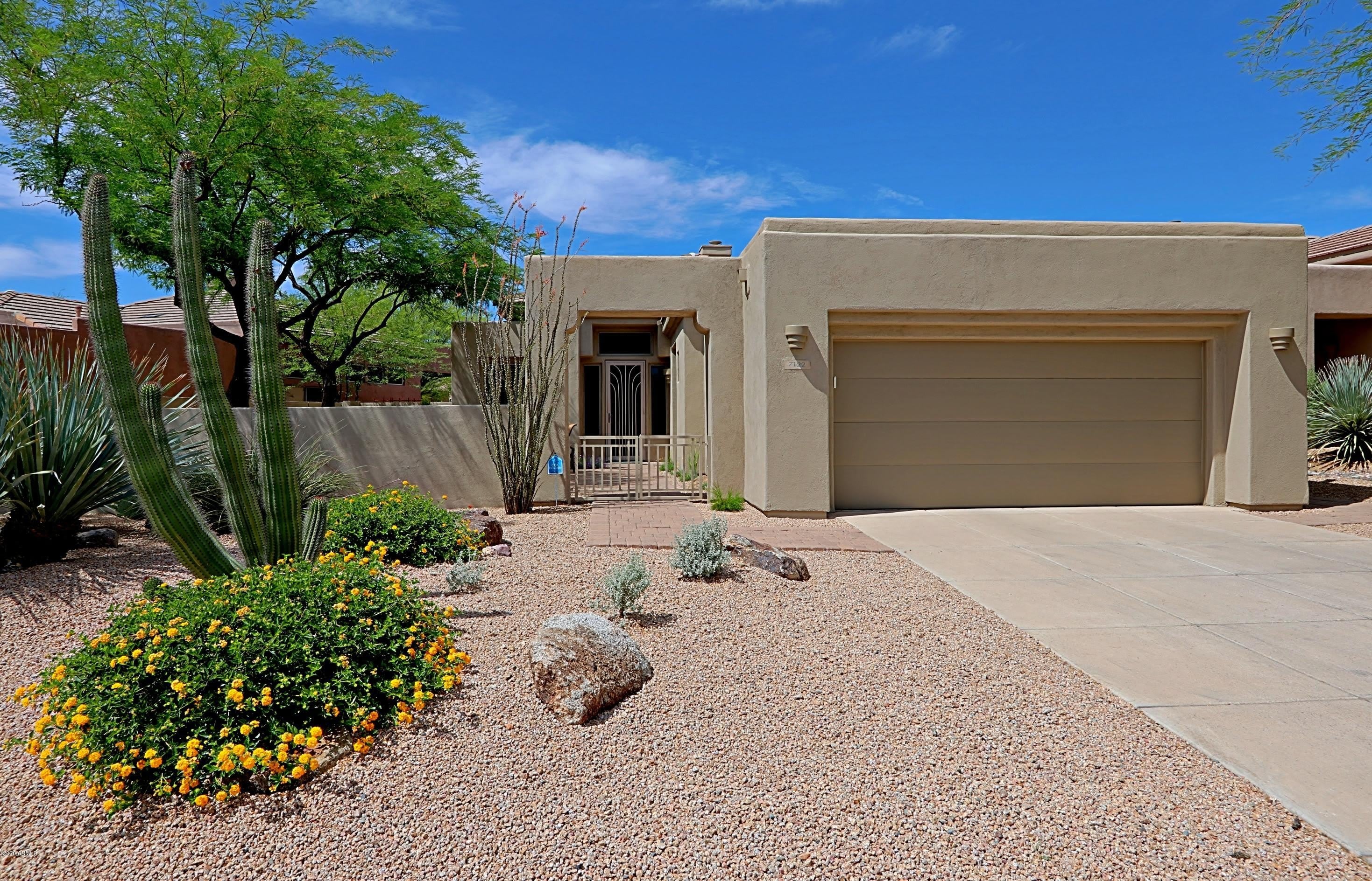 7122 E ALOE VERA Drive – photo 1
