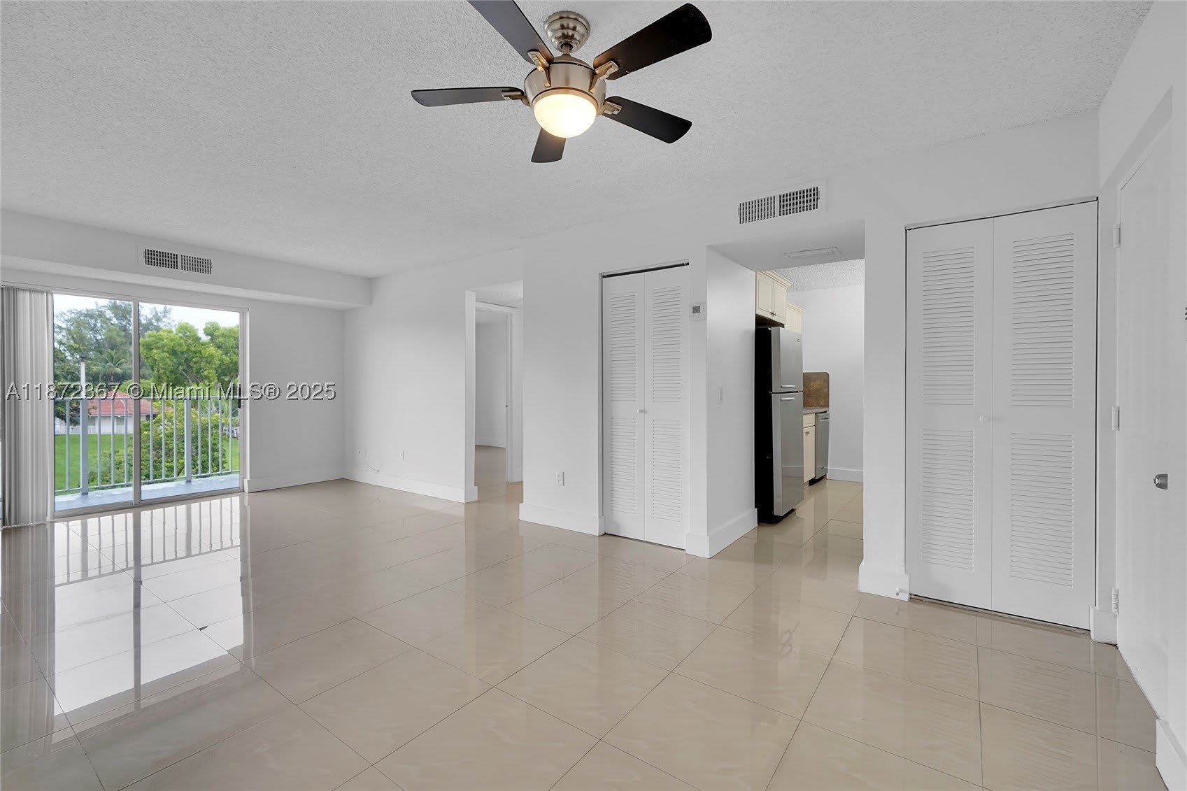 8260 SW 210th St – photo 1
