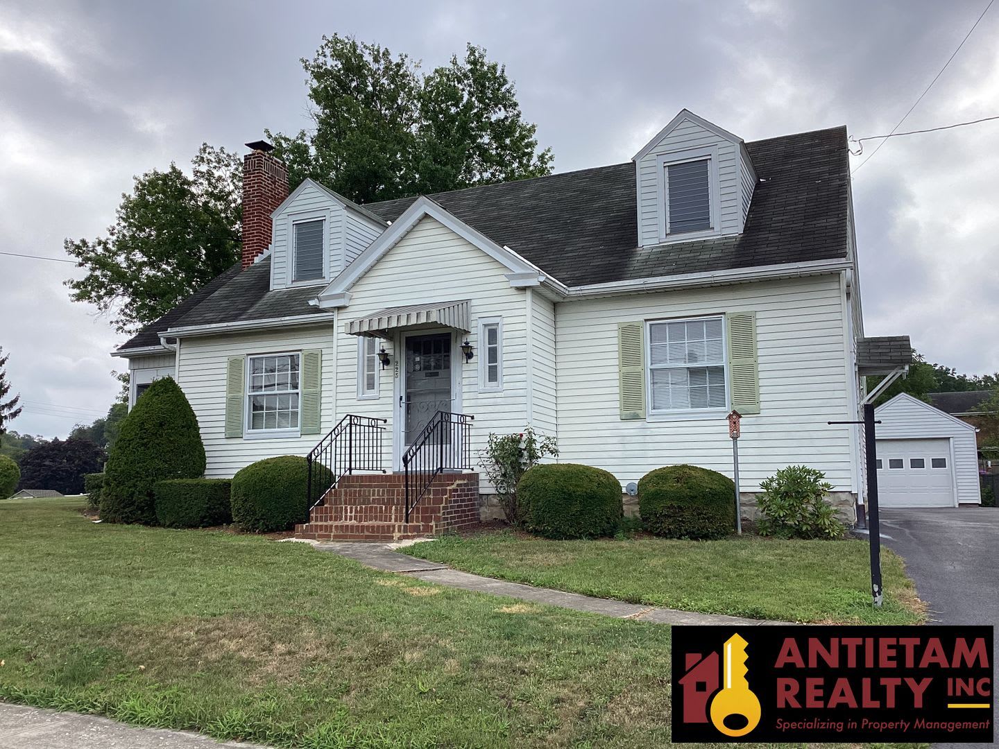 225 N. Grant Street – photo 1 of 68