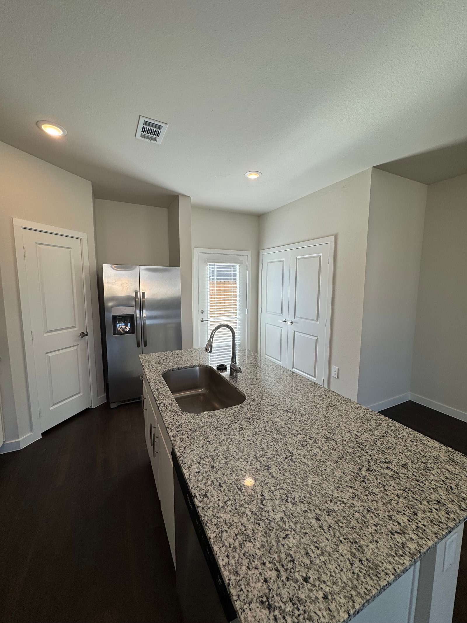 360 Elevon Parkway – photo 1