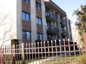2416 West Foster Ave. – photo 1