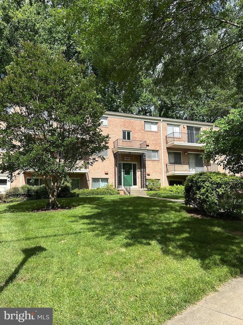 10618 KENILWORTH AVE #K4 – photo 1 of 10