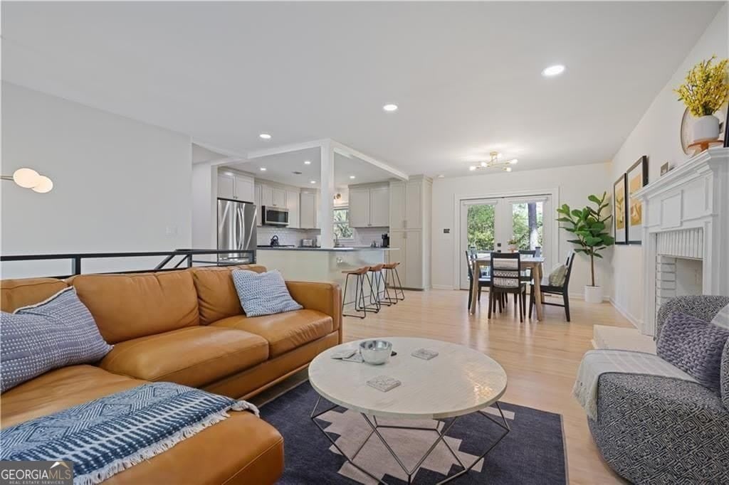 677 Hillandale Circle Sw – photo 1