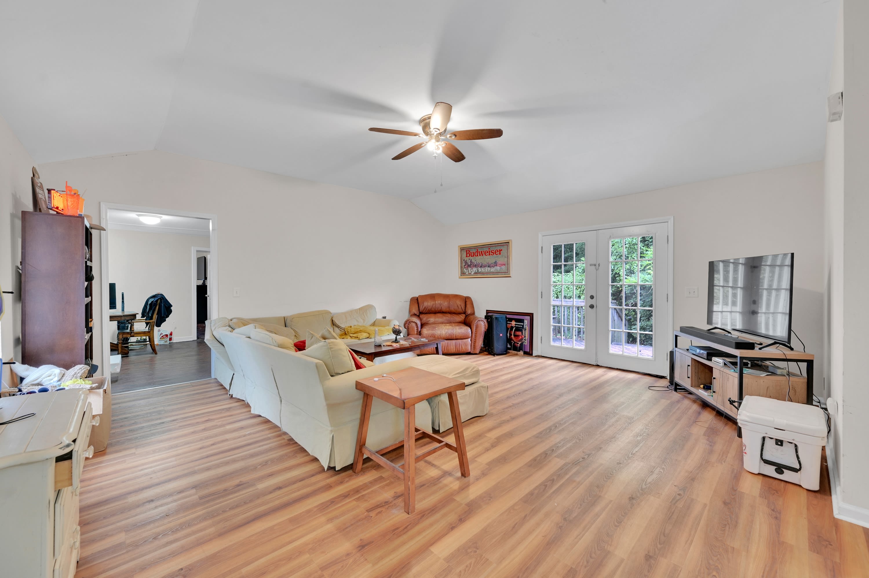 404 South Ash Street – photo 1