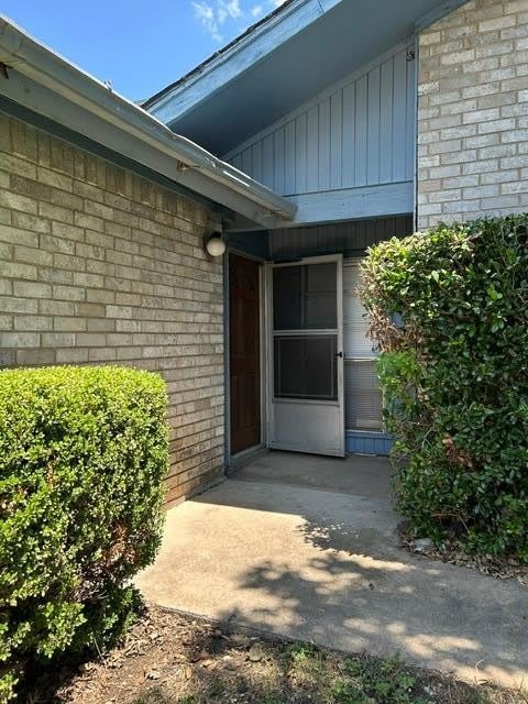 518 B Tomahawk Trail – photo 1 of 106