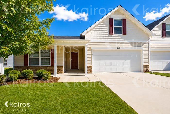 1240 Amberlight Circle – photo 1 of 181