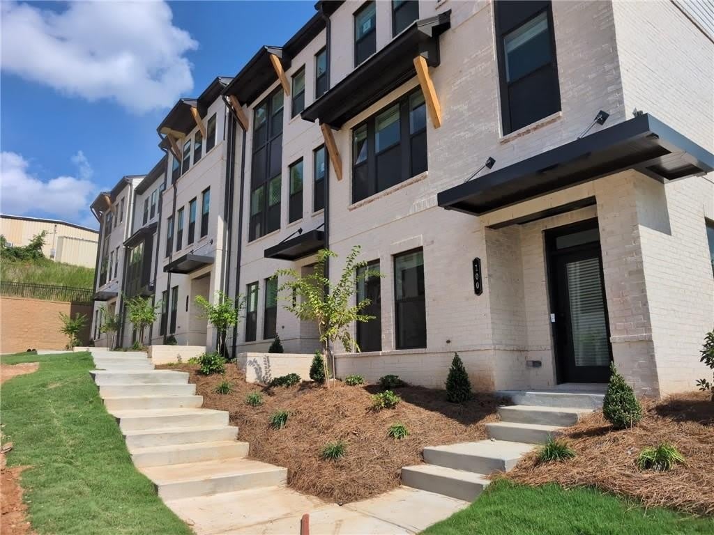 100 Holt Lane – photo 1 of 377