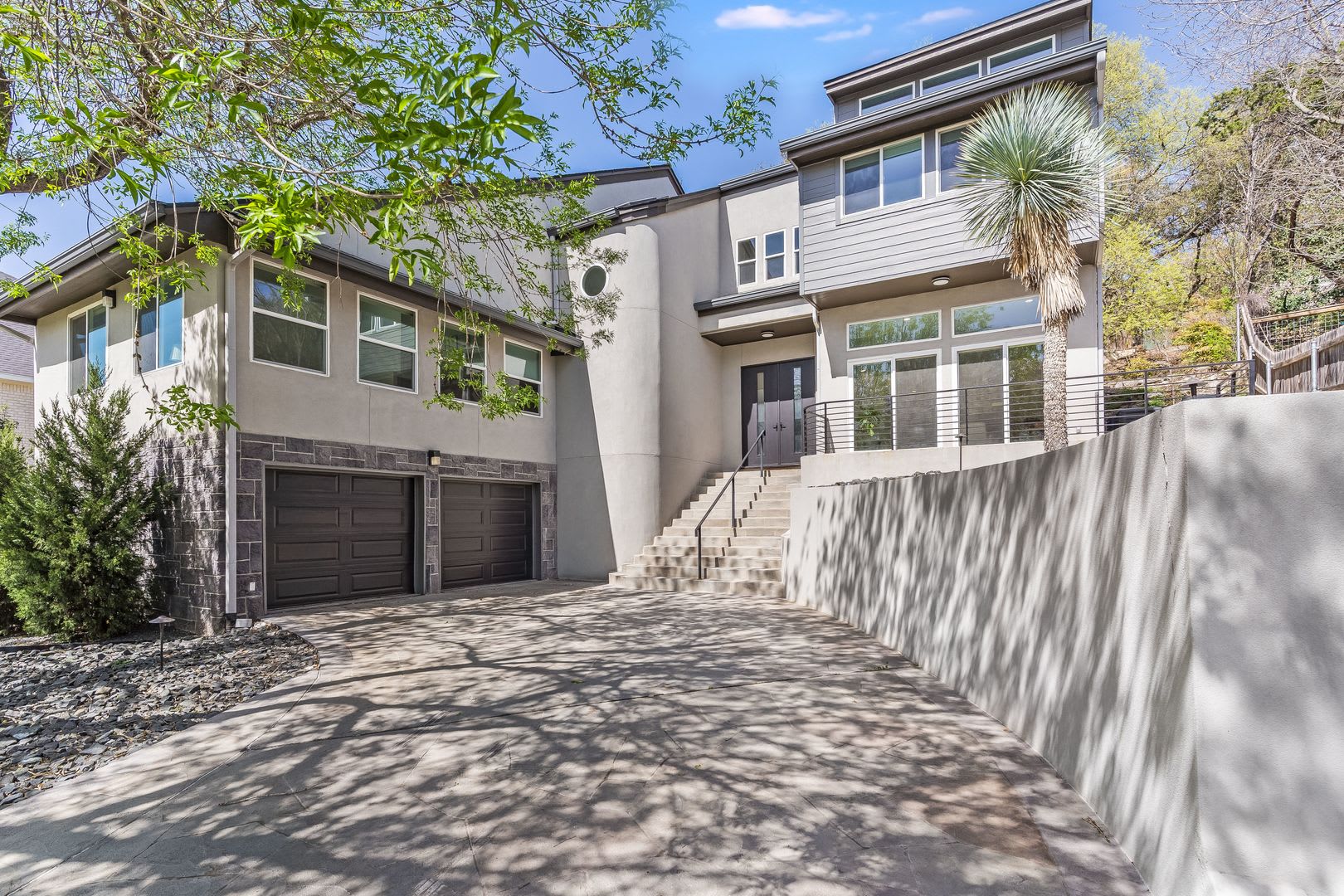 5606 Sedgefield Dr – photo 1 of 40