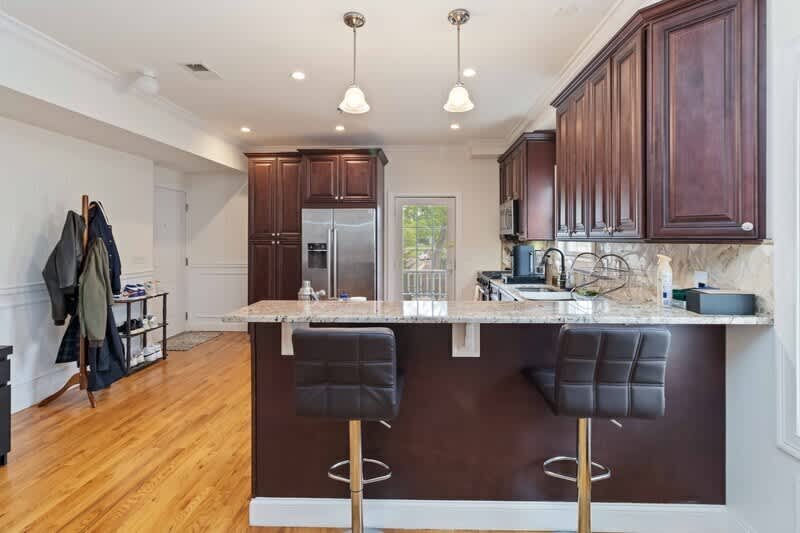 14 Elmer St – photo 1 of 12