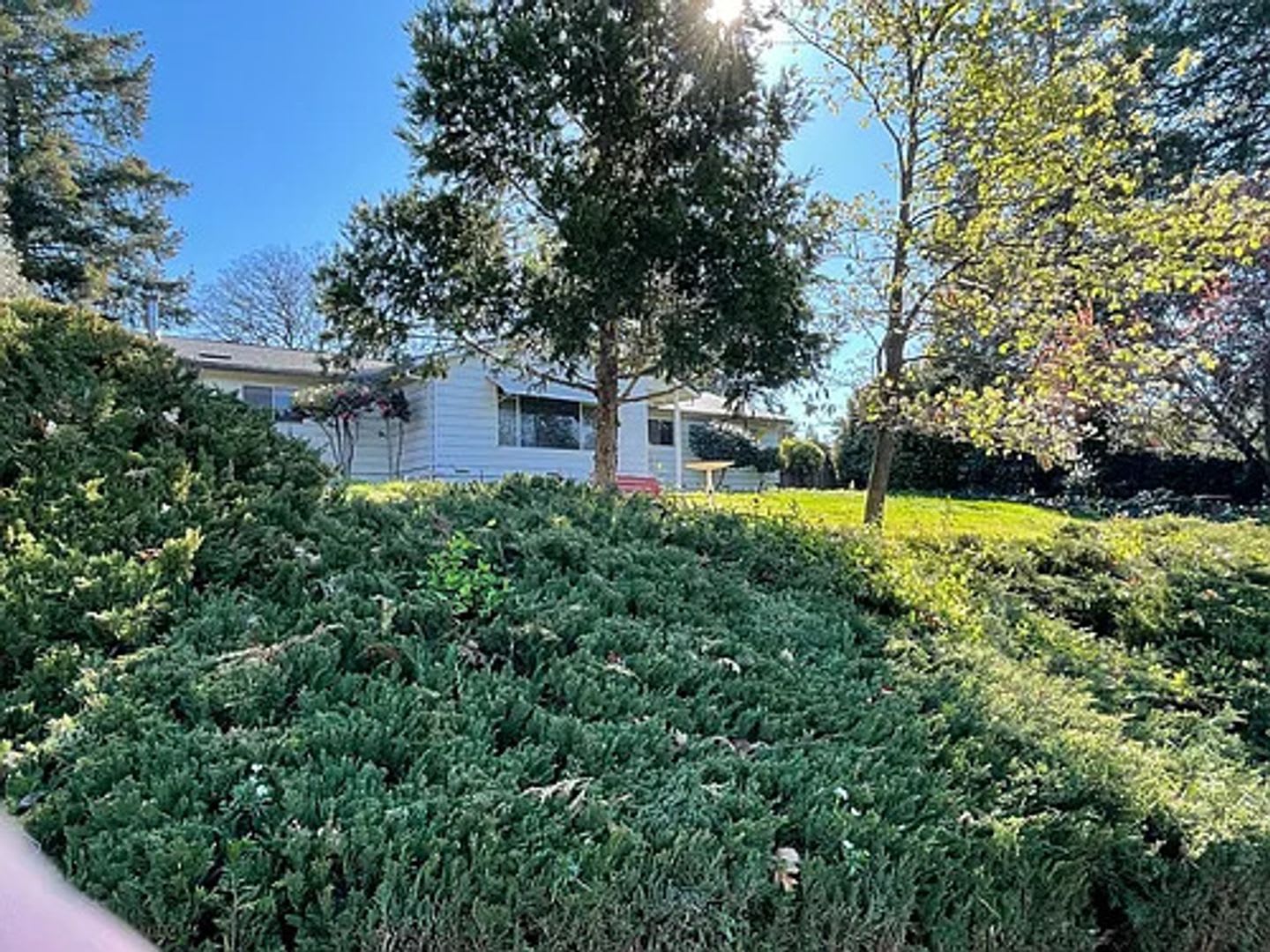 110 Colonial Dr, Auburn, CA 95603 3 Bed – photo 1 of 19