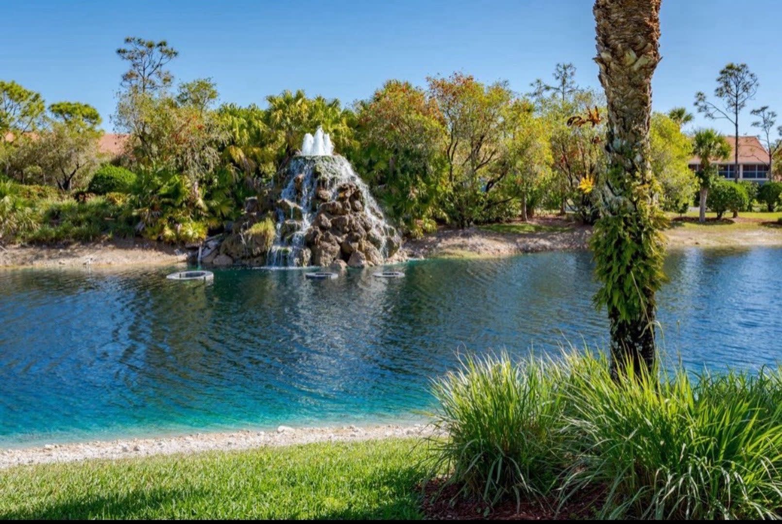 ** FALLING WATERS BEACH RESORT 2/2 REMODELED BEAUTIFUL GROUND FLOOR UNIT AVAILABLE ** SEASONAL ** – photo 1