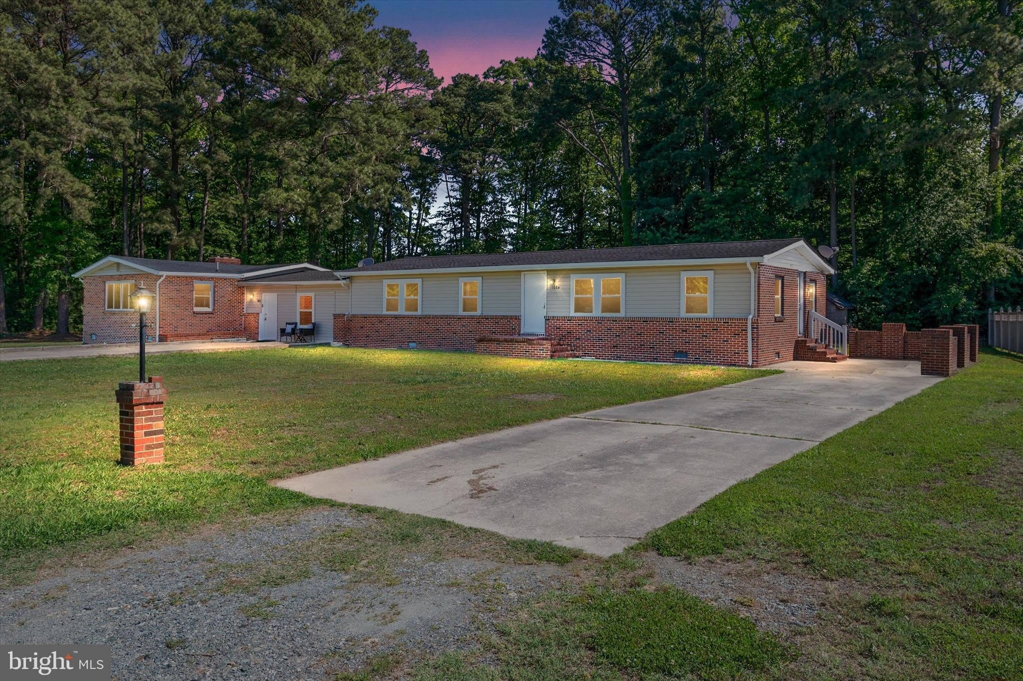 108 WILSON Road – photo 1 of 38