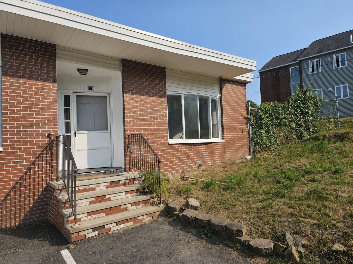 116 High Street – photo 1 of 12
