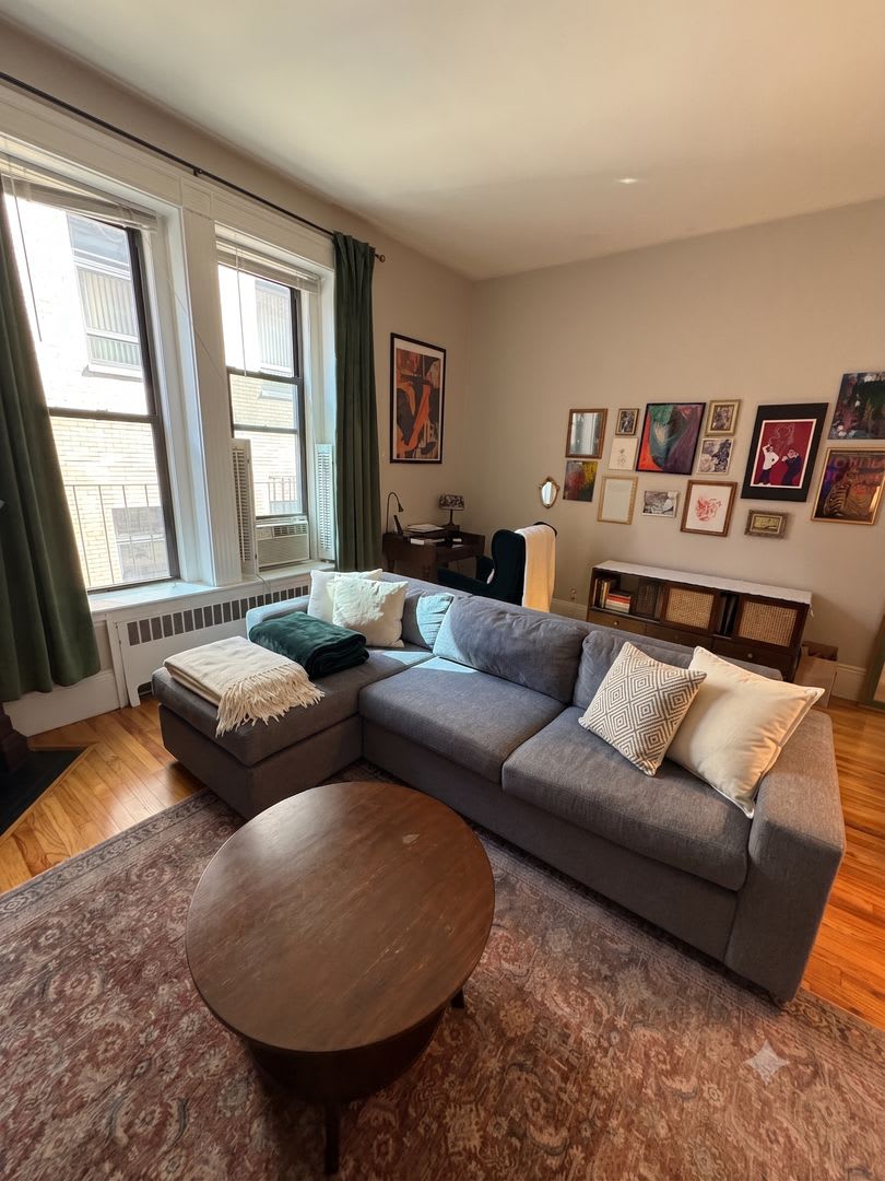 Classic Back Bay Apartment with Roof Top Views – photo 1