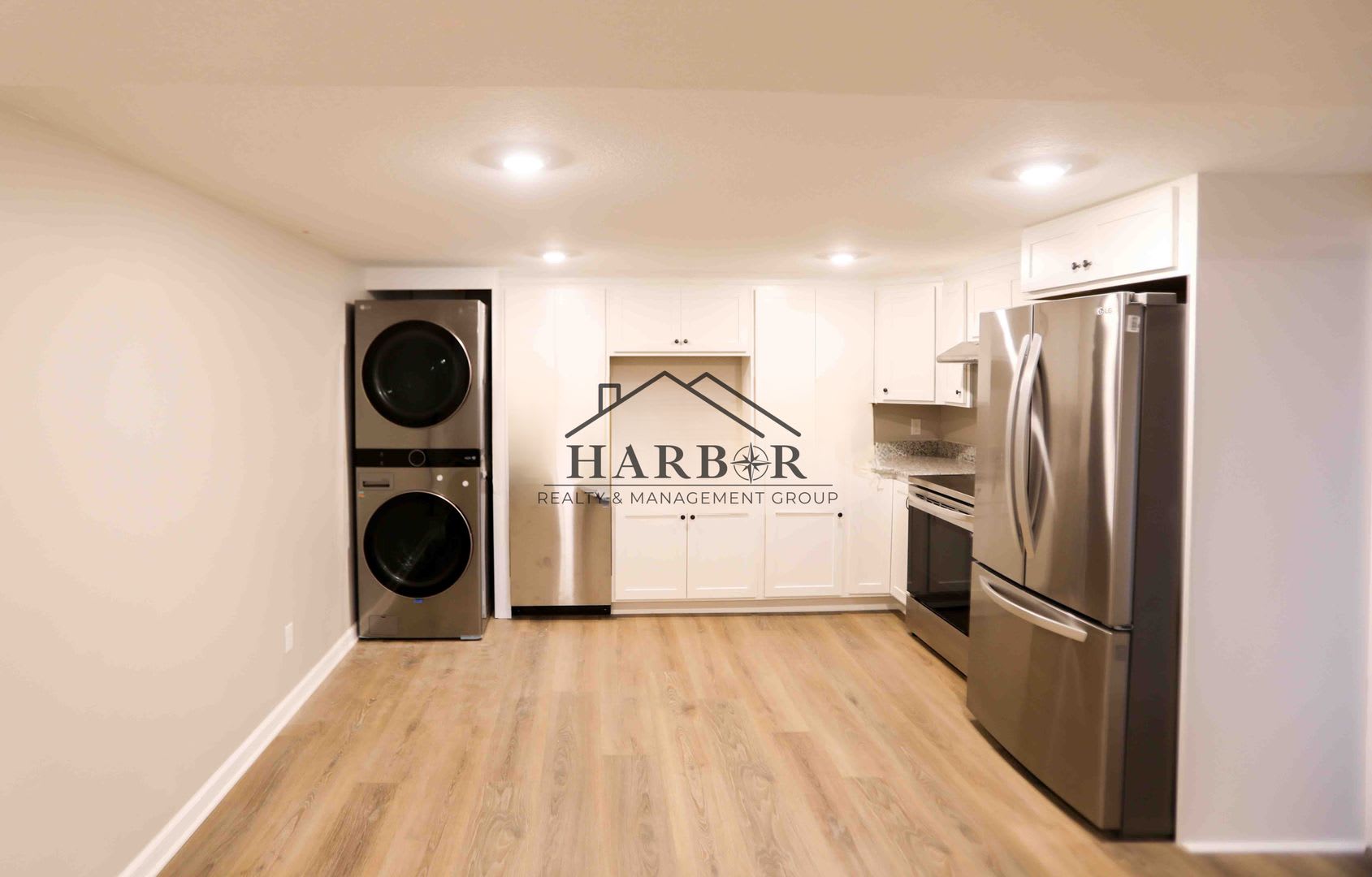 319 14th St SW-Move in Special! 1/2 off your first month of rent!! – photo 1