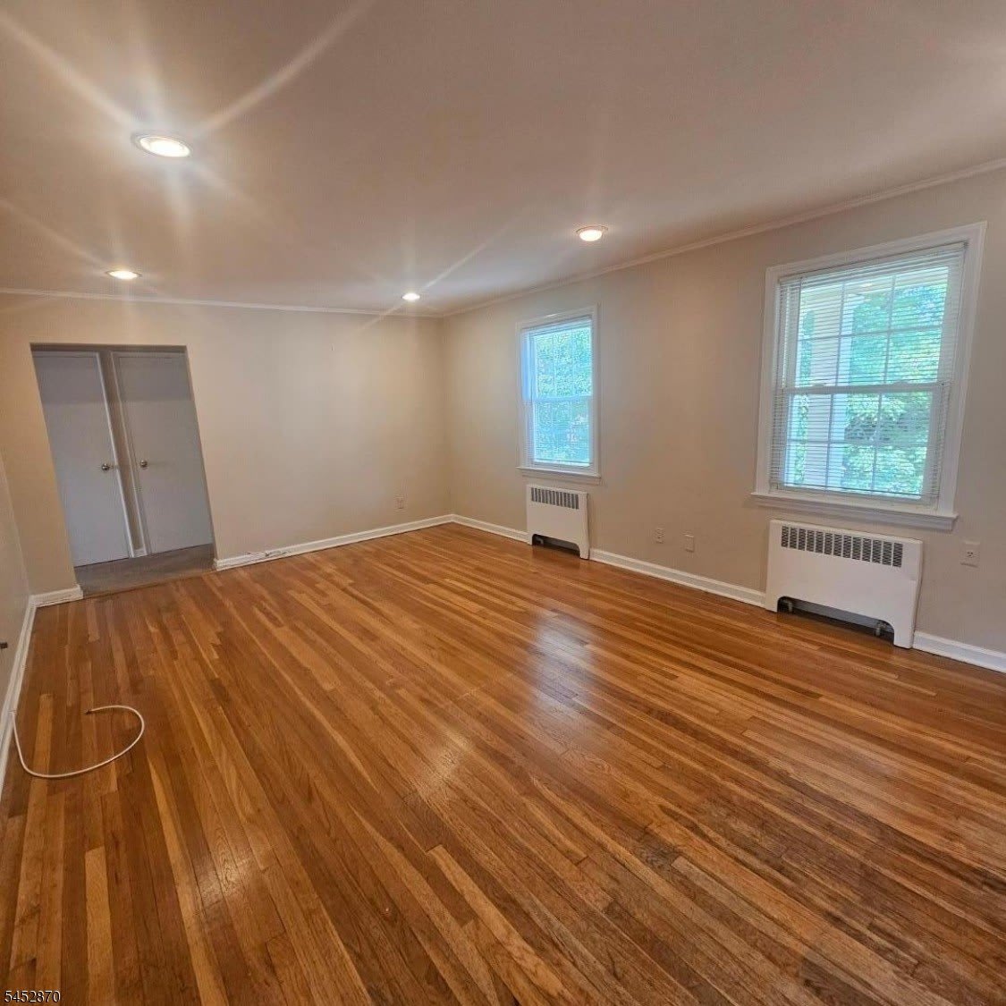 390 Morris Ave – photo 1 of 10