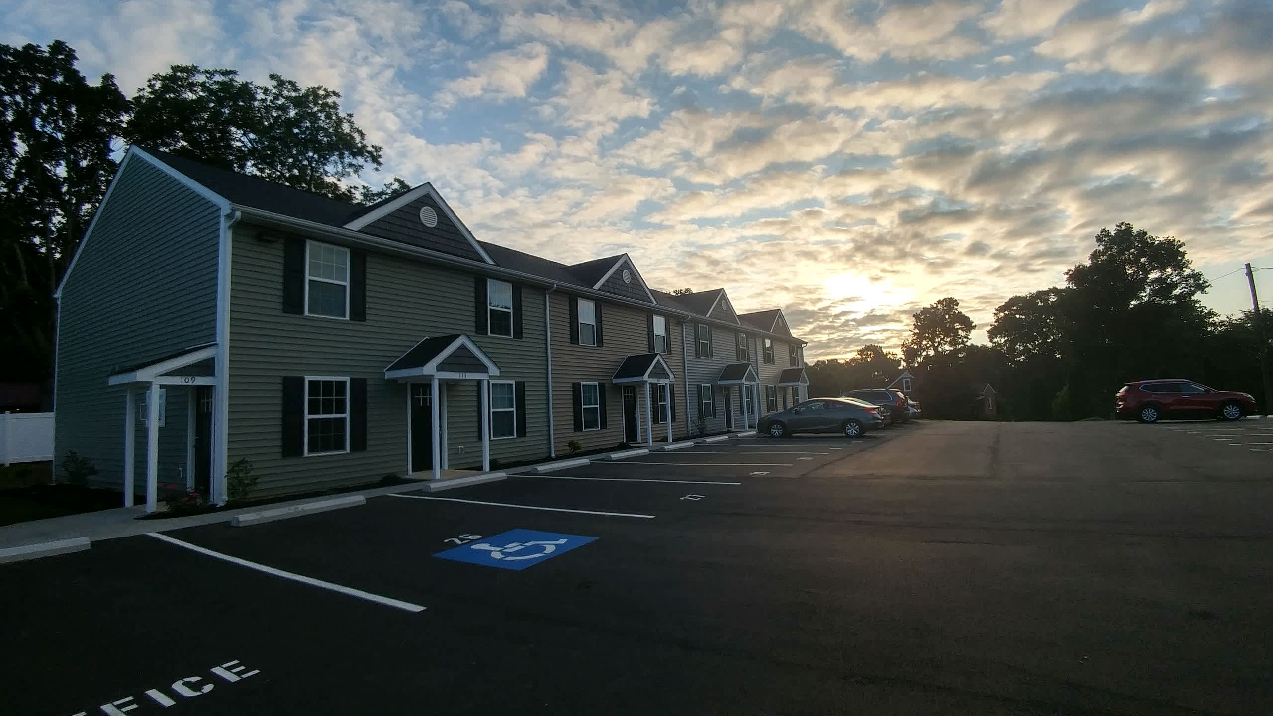 105 Williams Road – photo 1 of 33
