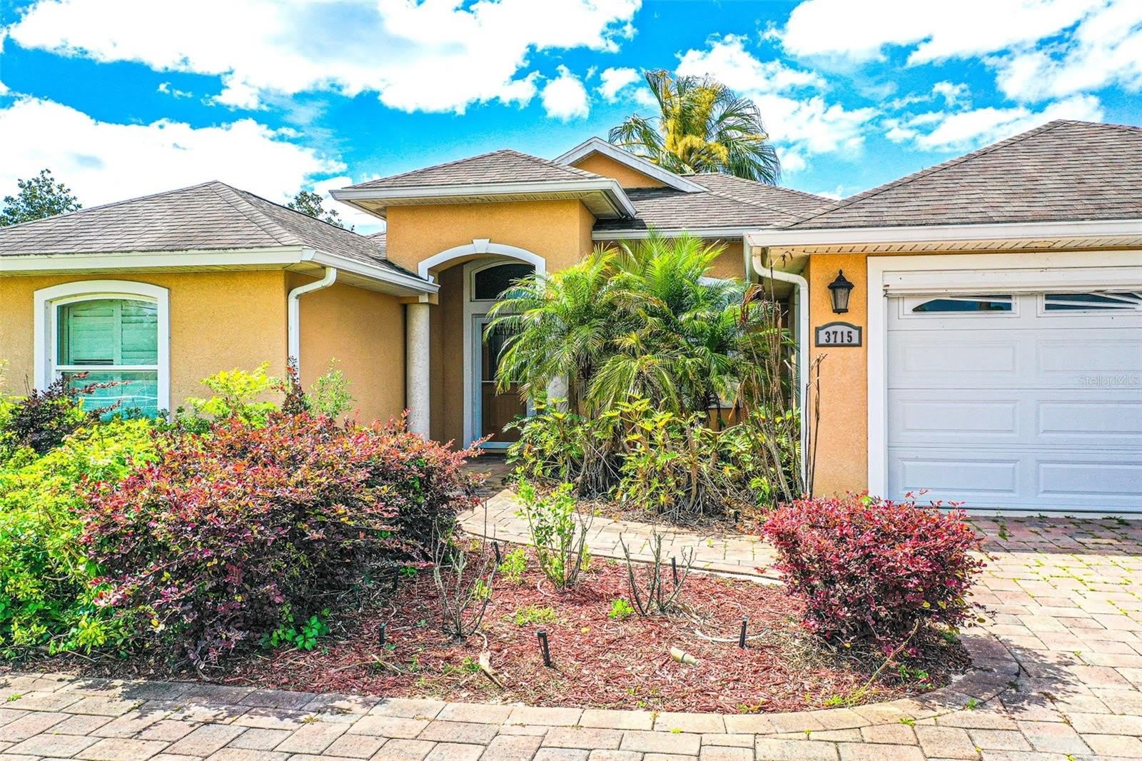 3715 SEBRING Parkway – photo 1
