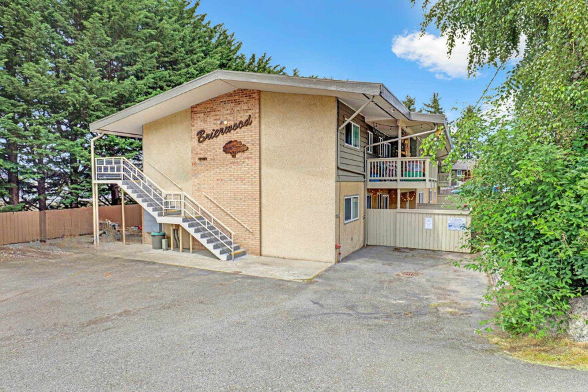 Brierwood – photo 1