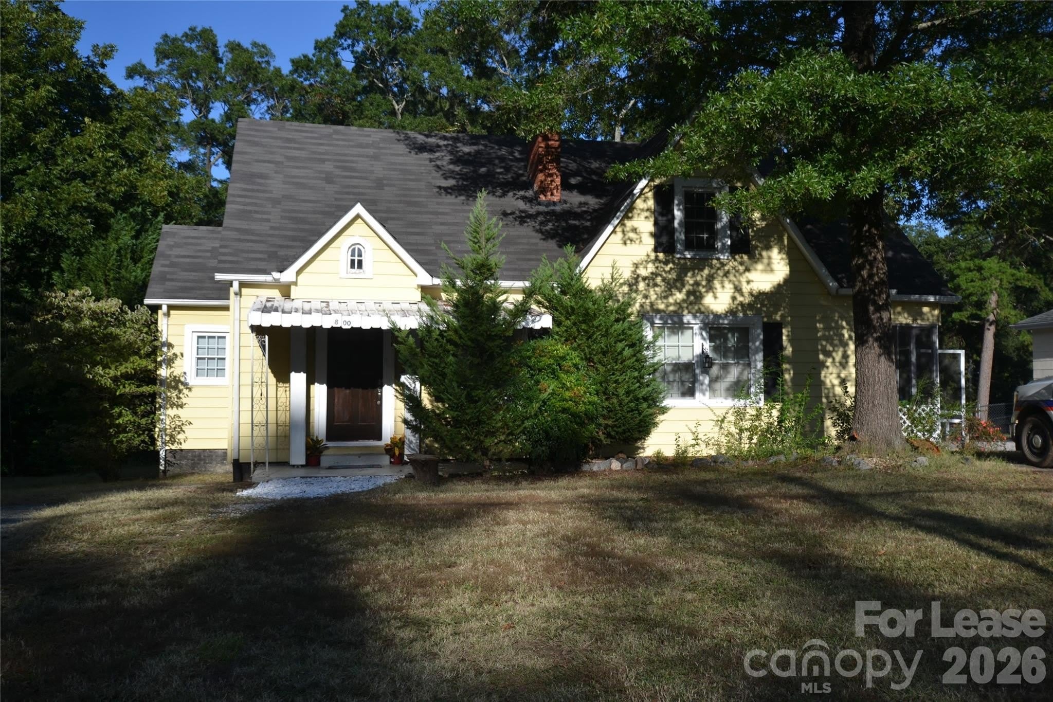 800 Arbor Street NE – photo 1