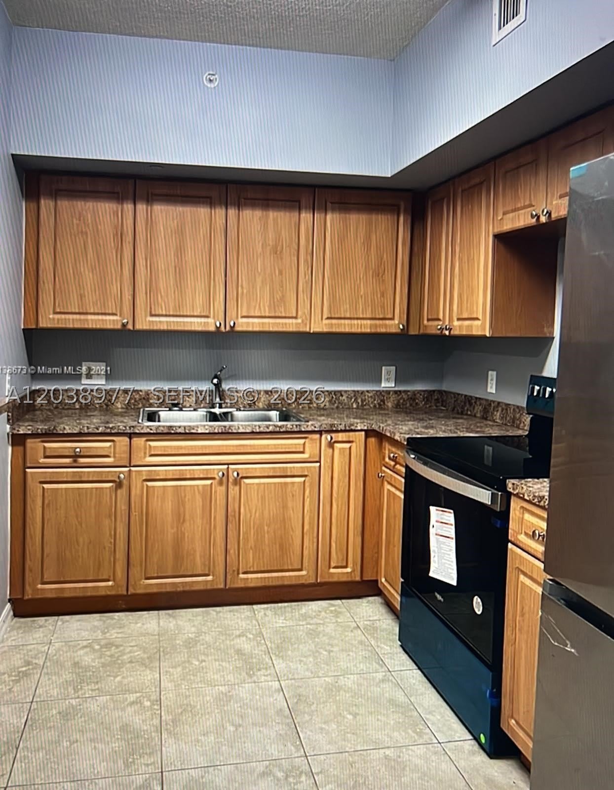 115 SW 42nd Ave – photo 1