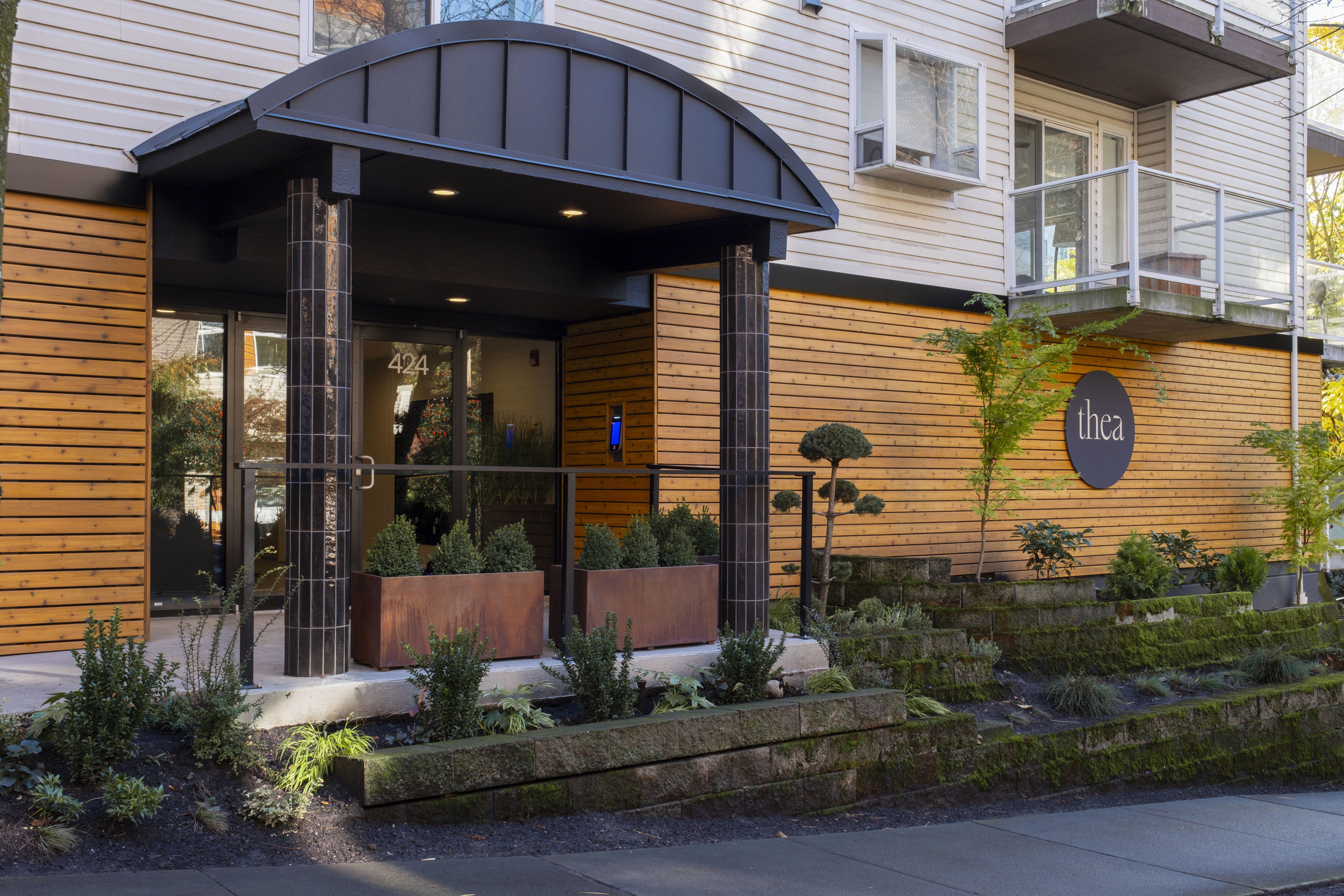 Thea Apartments – photo 1