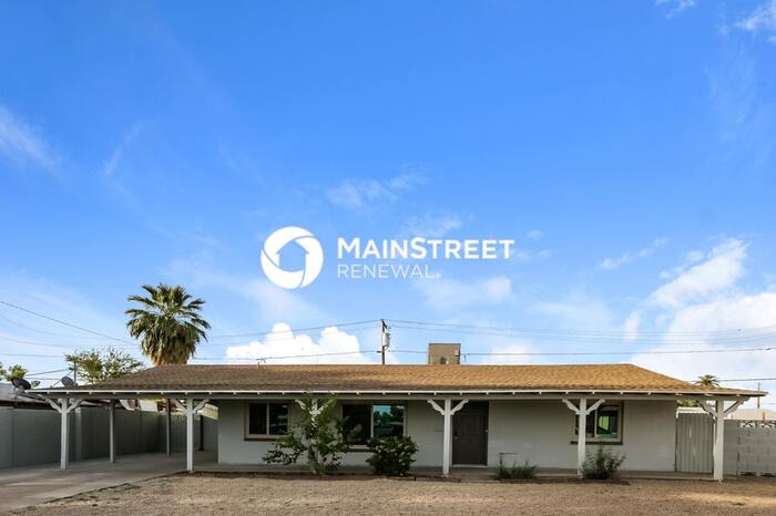 3427 West Montecito Avenue – photo 1