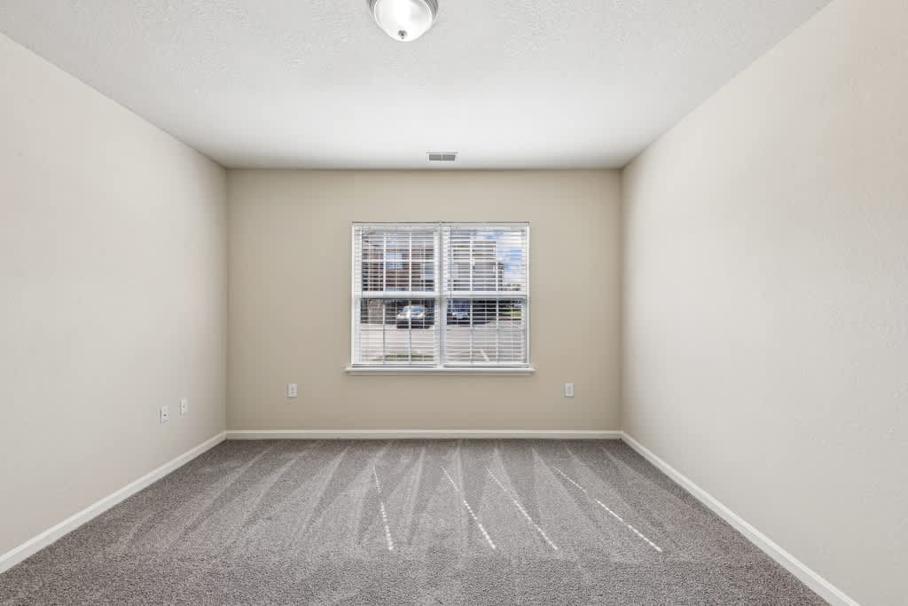 Glenmary Village Apartments – photo 1