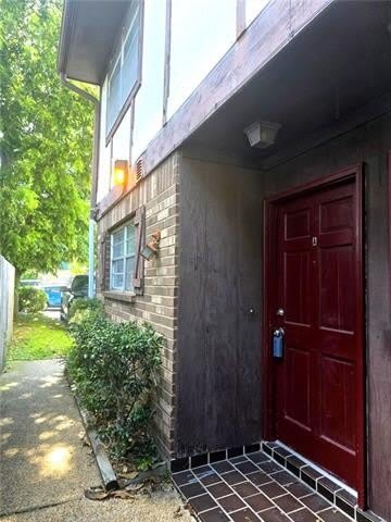 205 CLEARVIEW Parkway – photo 1