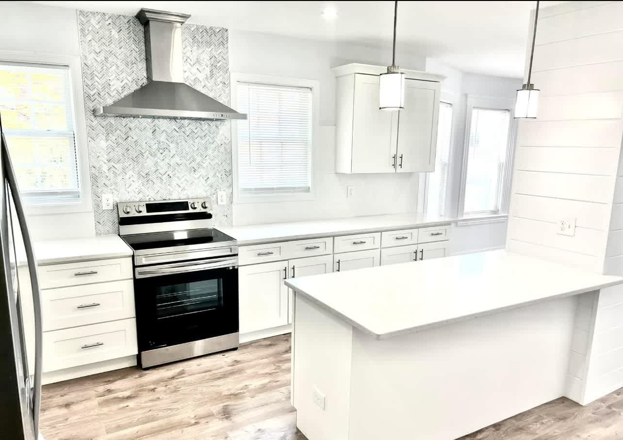 24 Windham St – photo 1