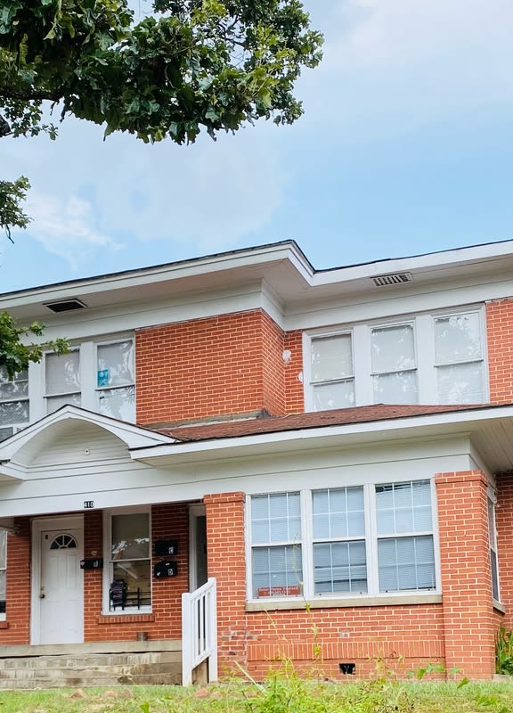 410 Egan St – photo 1