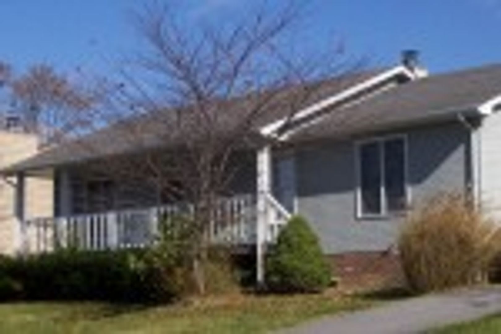 3 Bedroom 2 Bath House – photo 1