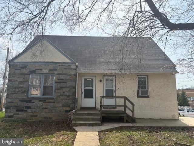 3538 RHOADS Avenue – photo 1