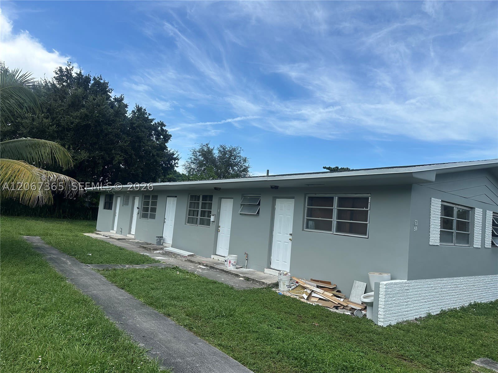 53 NW 169th St – photo 1