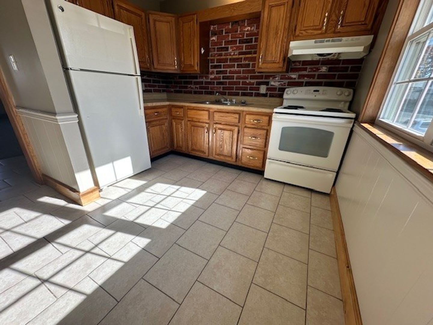 Leola 2 Bedroom 2nd floor – photo 1 of 22