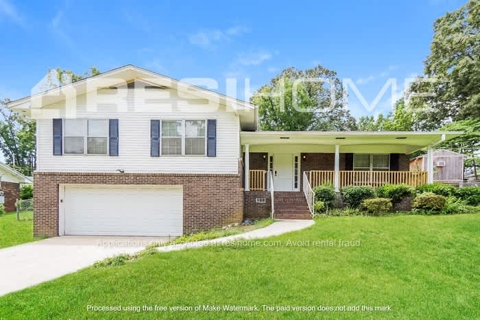 824 Ridge Lane Drive – photo 1