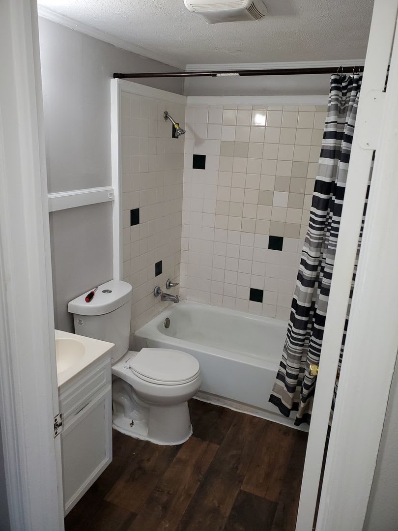 507 Poplar St. – photo 1 of 8
