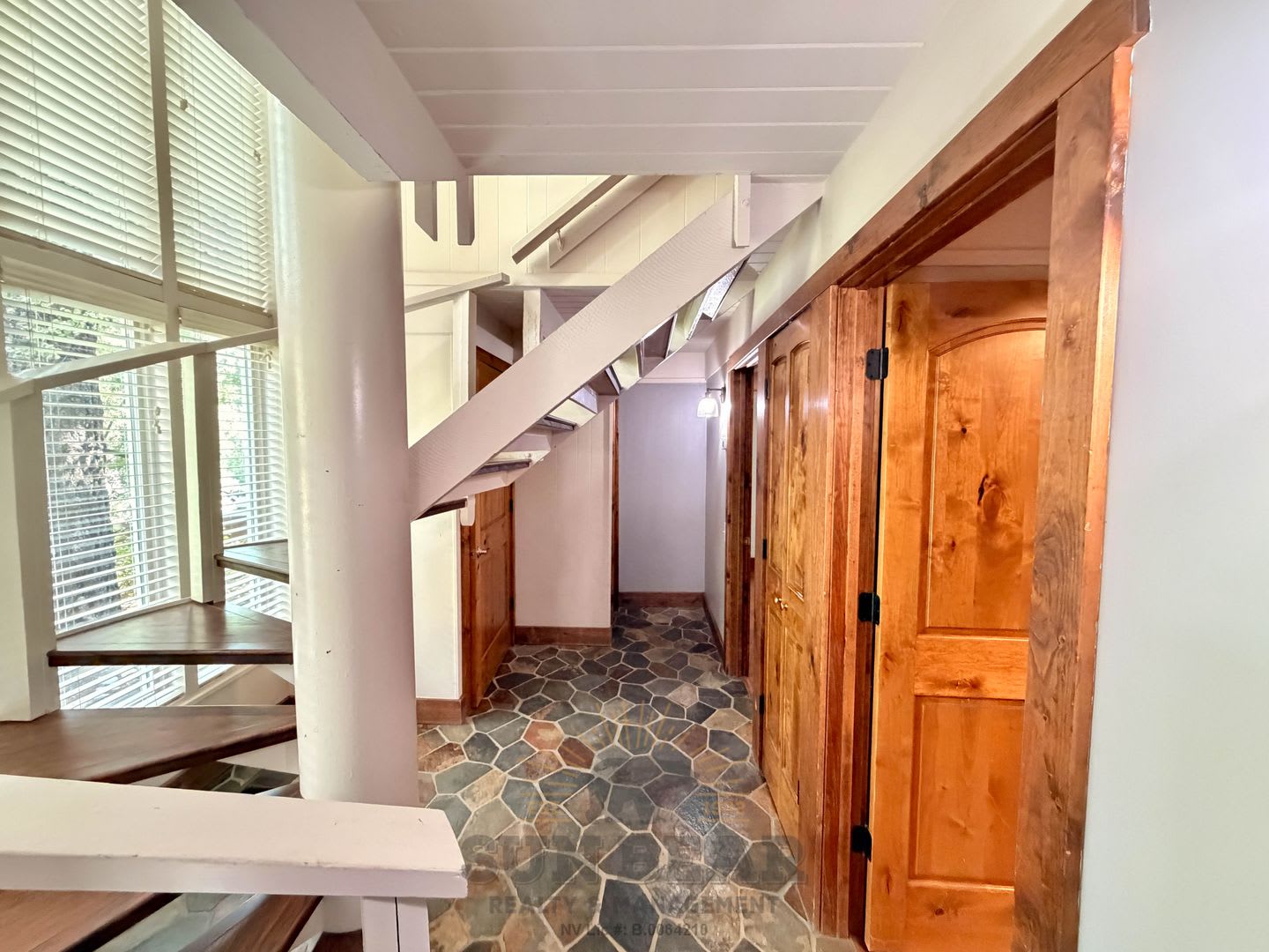 Adorable 2 Bedroom Condo in Incline Crest Complex – photo 1